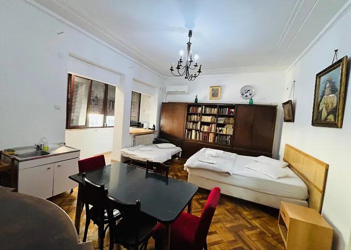 Iancu Apartments