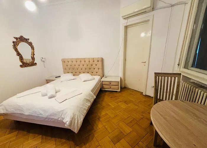 Iancu Apartments