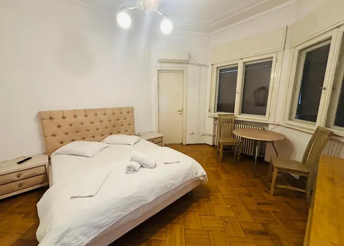 Iancu Apartments