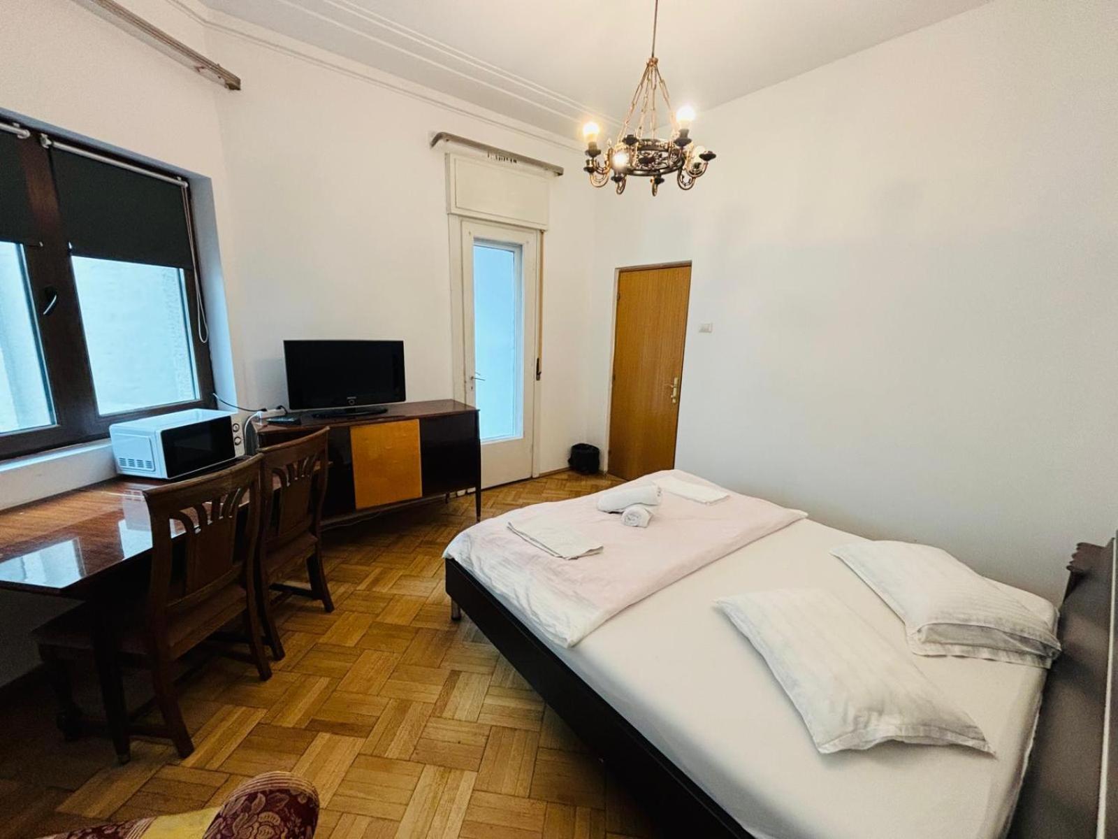 Iancu * Bukarest